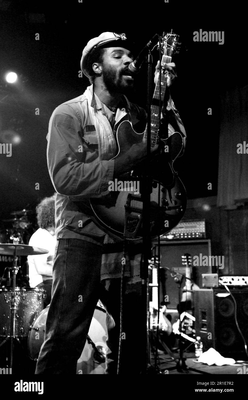 Milano Italia 2003-10-02 : Concerto dal vivo di Cody Chesnutt presso i magazzini generali Foto Stock