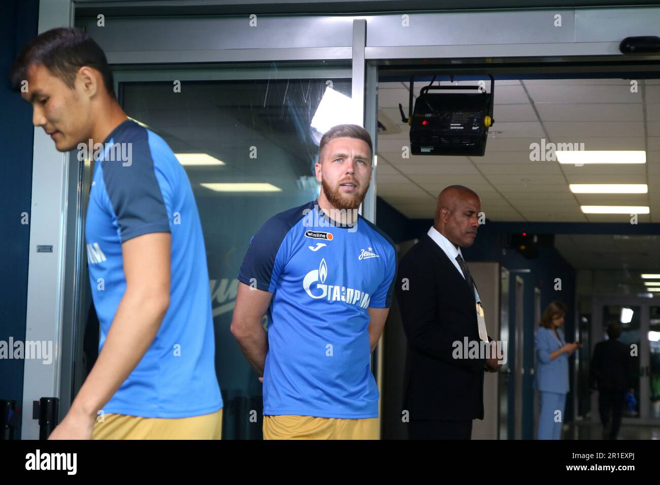 San Pietroburgo, Russia. 13th maggio, 2023. Ivan Sergeev (n.33) di Zenit visto durante la partita di calcio della Premier League russa tra Zenit San Pietroburgo e Krasnodar alla Gazprom Arena. Il team Zenit FC ha vinto contro Krasnodar con un punteggio finale di 2:2. Zenit St. Pietroburgo rimarrà in cima alla Premier League russa. Credit: SOPA Images Limited/Alamy Live News Foto Stock