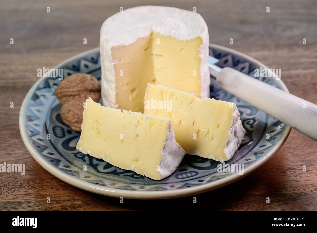 Belga stampo bianco soft formaggio di latte di vacca Bouquet des Moines dall'Abbazia del Val-Dieu close up Foto Stock