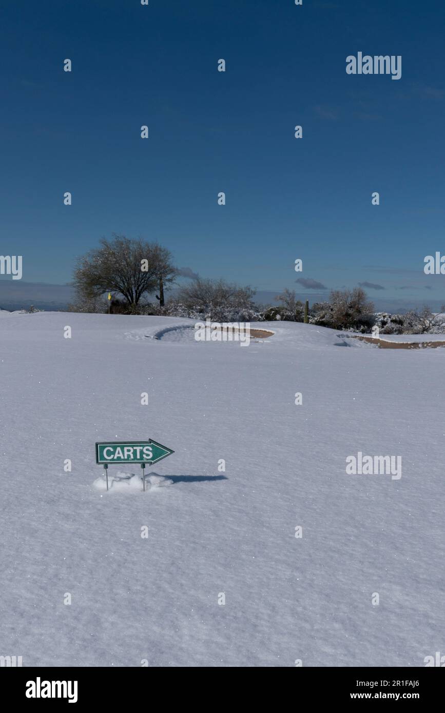 Campo da golf della zona di Tucson coperto di neve Foto Stock