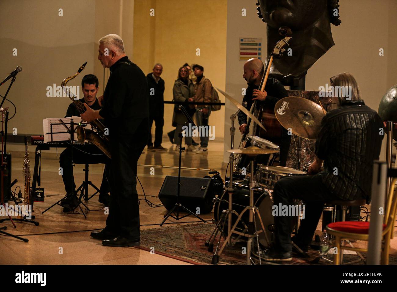 Roma, Italia. 13th maggio, 2023. Alle foto hanno preso parte Noemi al Centrale di Montemartini, Maurizio Giammarco (Sax) con Davide Pettirossi (batteria), Lewis Saccocci (piano) e Mauro Arduini (contrabbasso) all'Esedra del Marco Aurelio. In Campidoglio. Al Museo di RomeIn Trastevere, la mostra di Armando Trovajoli a seguire il cantautore romano Riccardo o'Grady. (Foto di Daniela Franceschelli/Pacific Press) Credit: Pacific Press Media Production Corp./Alamy Live News Foto Stock