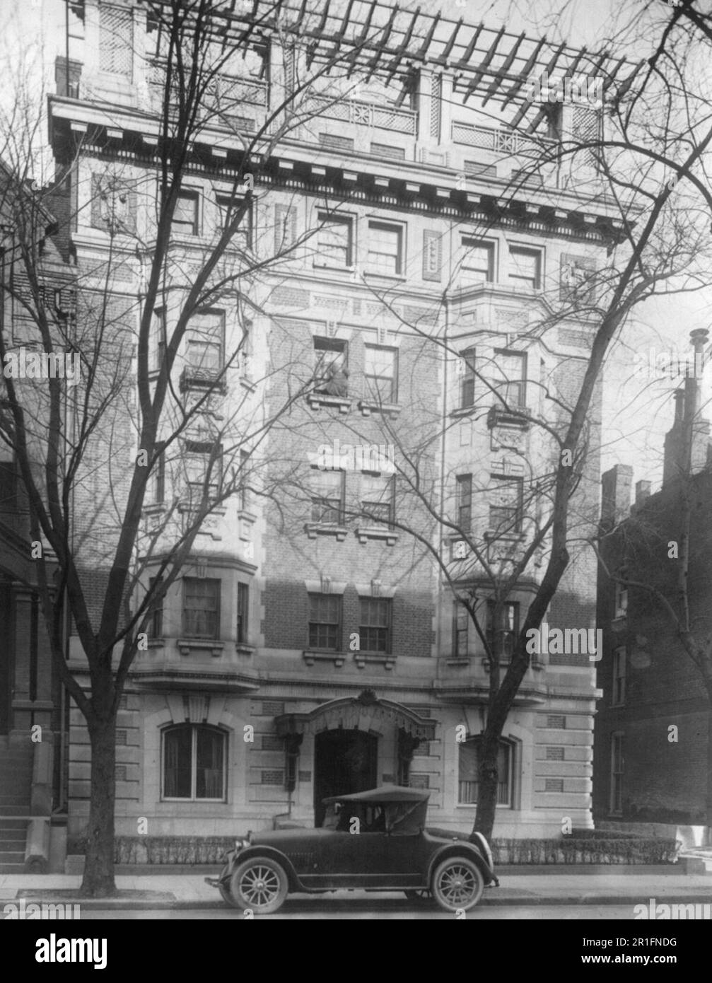 Foto d'archivio: 'The Bachelor', un appartamento a 1737 H Street, N.W. Washington, D.C. ca. 1920 Foto Stock