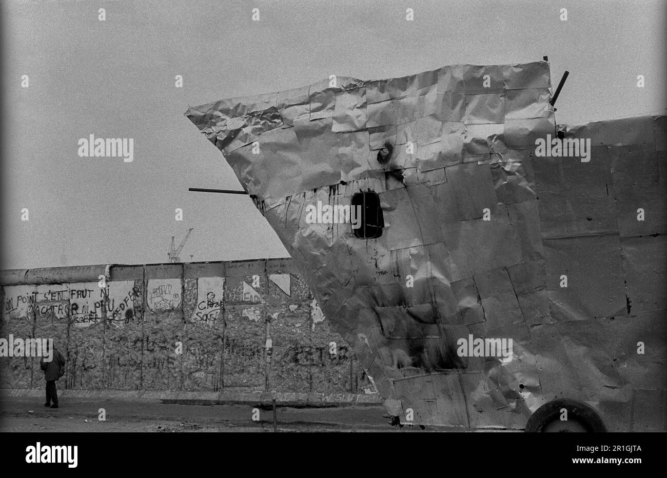 GDR, Berlino, 20.02.1990, Muro a Potsdamer Platz, nave di Troia, Arca di Noè ? Foto Stock