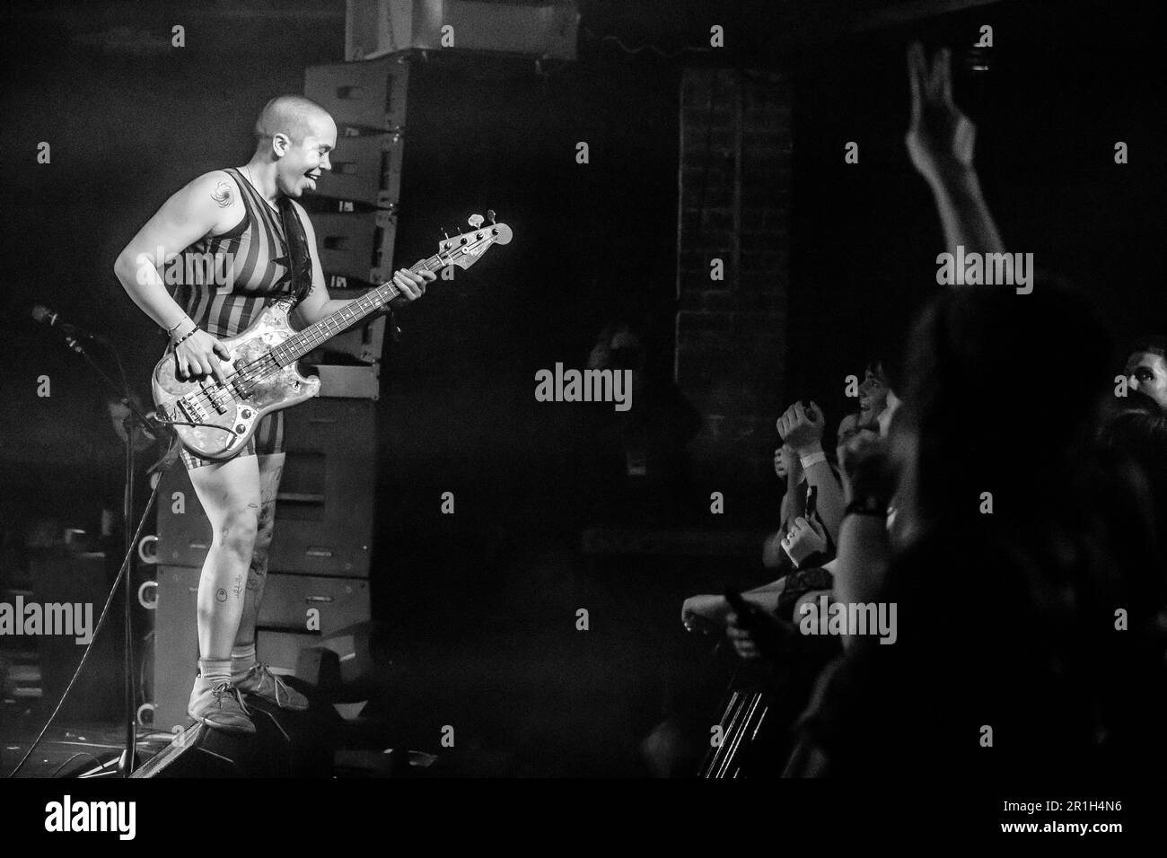 Dream Wife si esibisce presso la Rockin' Chair di Wrexham nell'ambito del Focus Wales 2023 Festival il 6th maggio 2023. Foto Stock