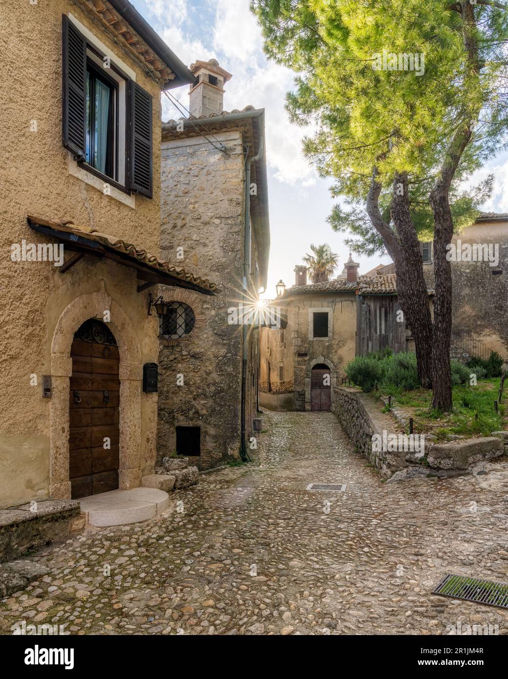 Veduta panoramica ad Arpino, antica cittadina in provincia di Frosinone, Lazio, Italia centrale. Foto Stock