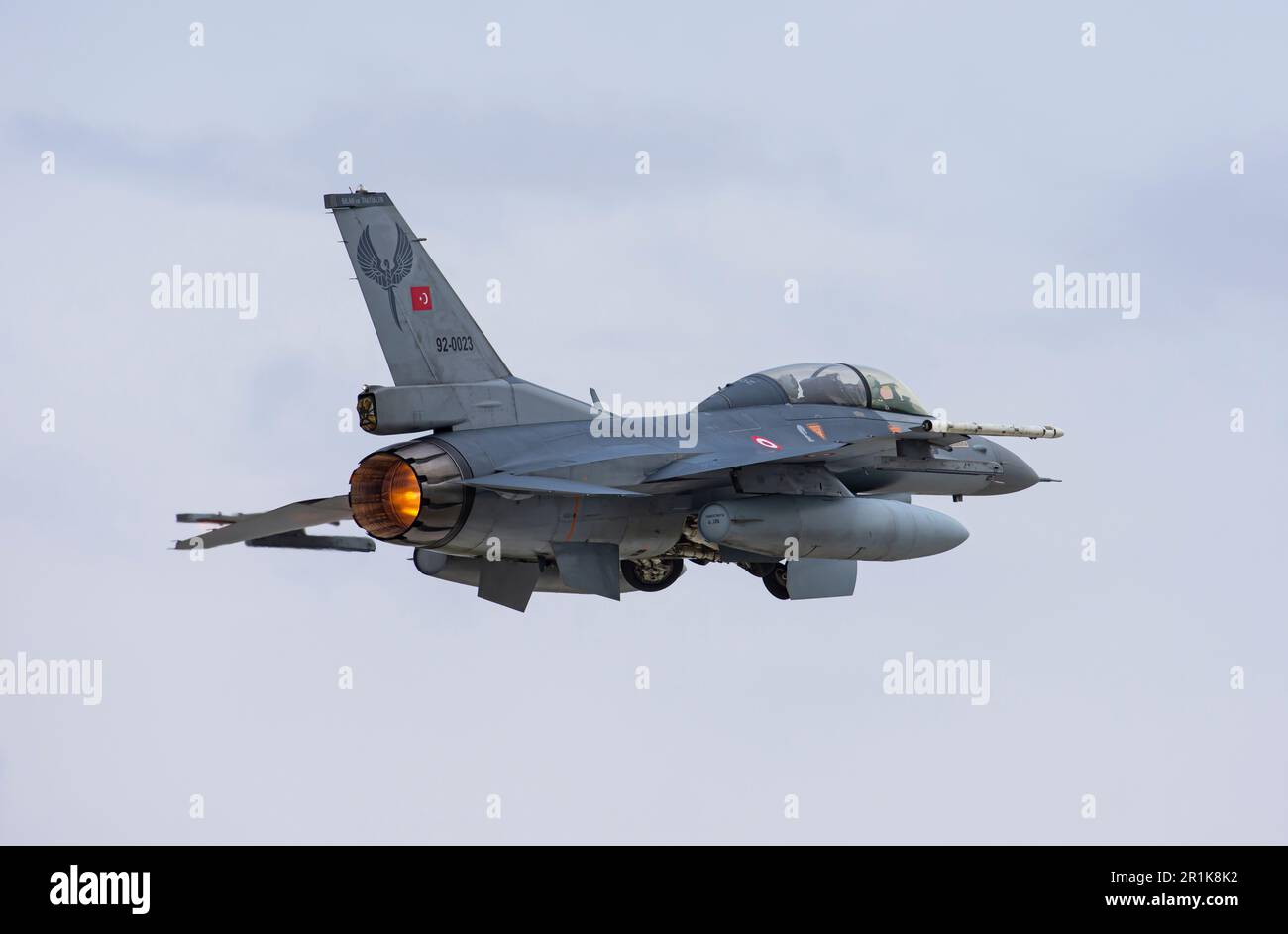 F-16D Fighting Falcon Take Off Konya Anatolian Esercizi aquila (92-0023) di 191 Filo ballerino 'agger' basato a Konya 3. Getto principale 132. squadrone Foto Stock