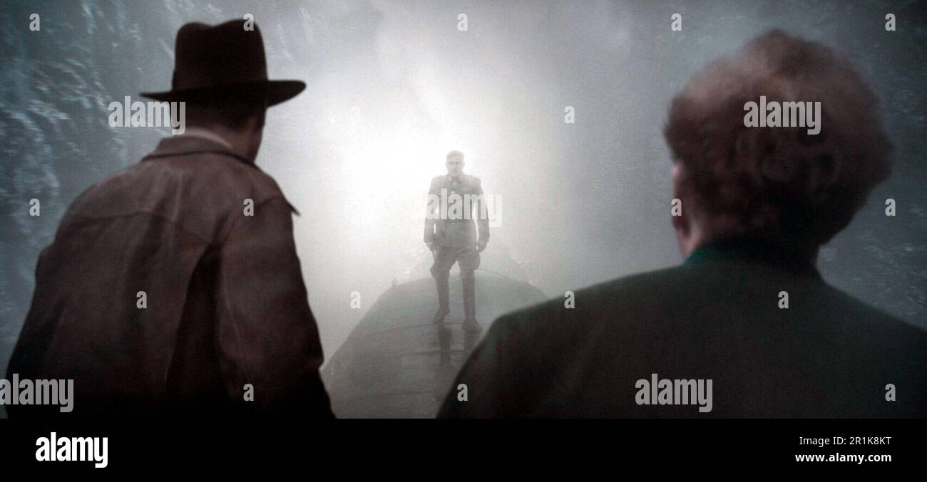 Indiana Jones and the Dial of Destiny è un film d'azione e avventura americano di prossima uscita diretto da James Mangold, che lo ha scritto insieme a Jez Butterworth, John-Henry Butterworth e David Koeppa. Questa fotografia è solo per uso editoriale ed è copyright della società cinematografica e/o del fotografo assegnato dalla società cinematografica o di produzione e può essere riprodotta solo da pubblicazioni in concomitanza con la promozione del film di cui sopra. È richiesto un credito obbligatorio alla società cinematografica. Il fotografo deve essere accreditato anche quando è noto. Foto Stock