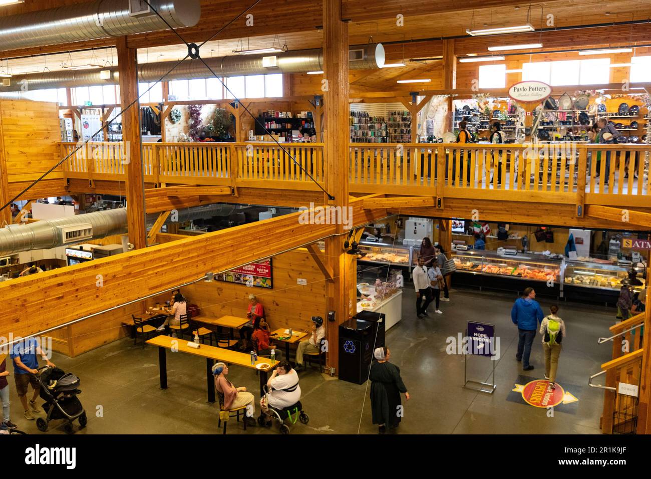 Interno del mercato edificio a St. Jacob's Farmers Market. St Jacob's Ontario Canada Foto Stock