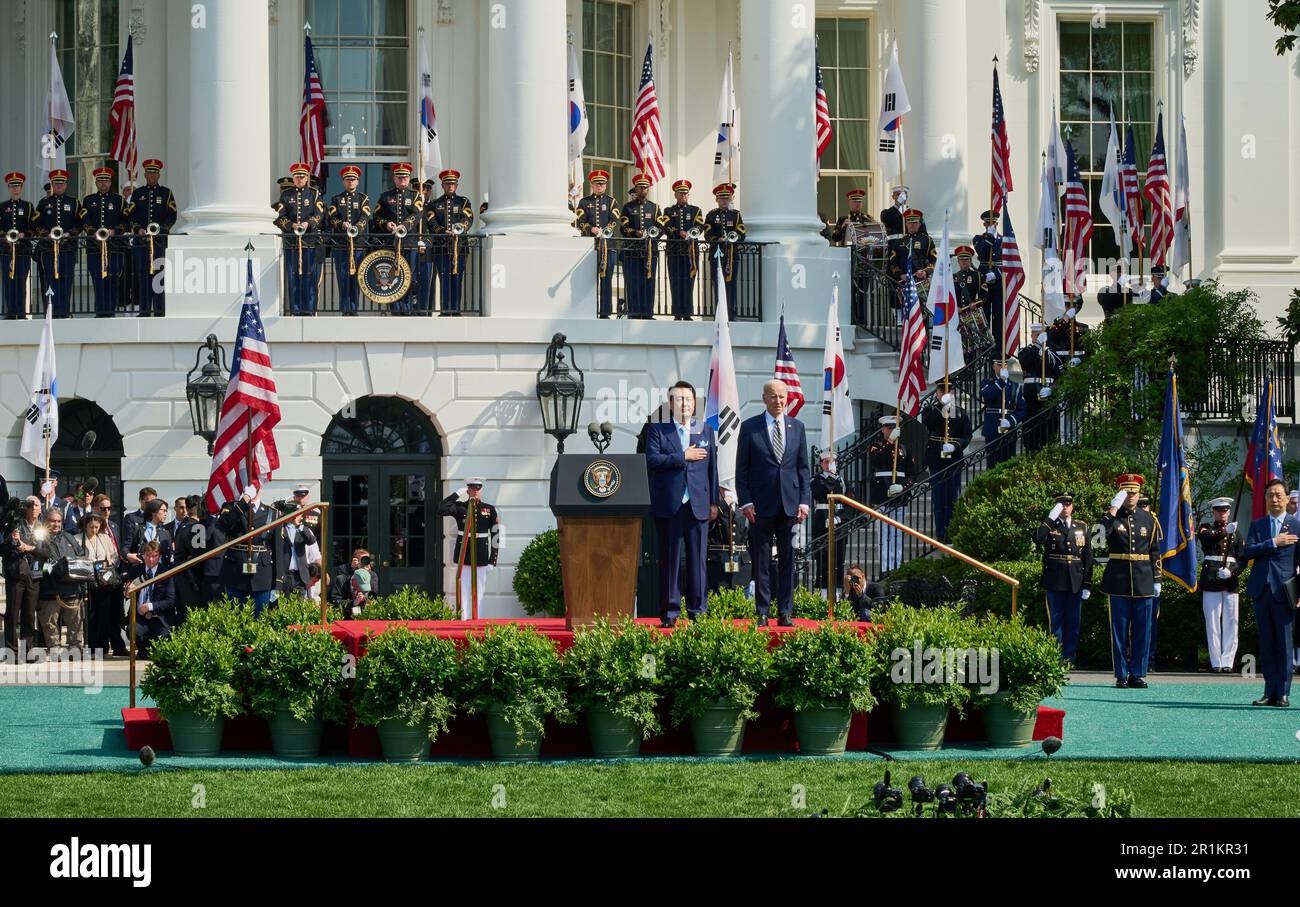 WASHINGTON, D.C., USA - 26 APRILE 2023: Cerimonia ufficiale di arrivo per la visita di Stato del Presidente Yoon Suk Yeol della Repubblica di Corea. Foto Stock