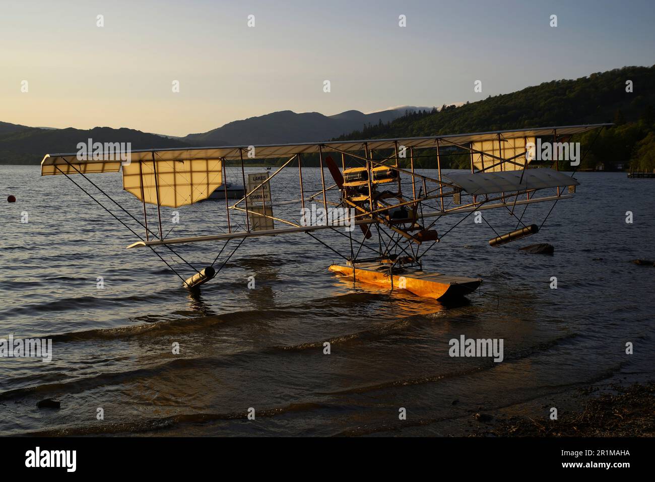 Lakes Flying Company Limited Waterbird Replica, Windermere, Cumbria, Inghilterra, Foto Stock