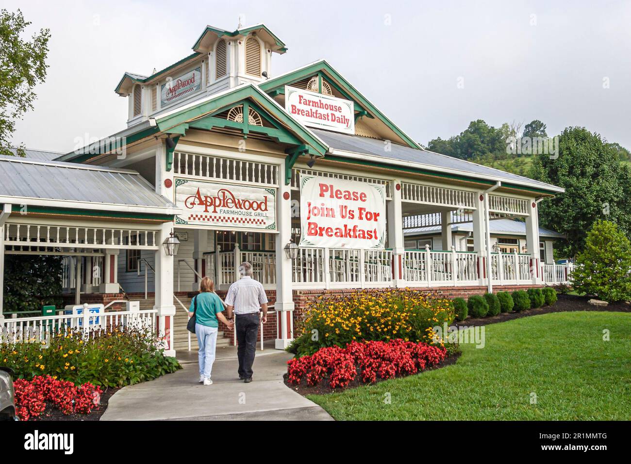 Sevierville Tennessee, Applewood Farmhouse Restaurant & Grill, uomo donna coppia femminile entrata ingresso, Foto Stock