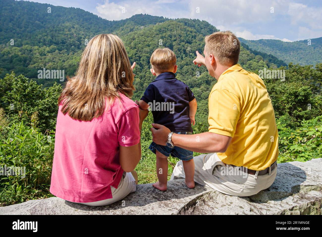 Tennessee Great Smoky Mountains National Park, natura paesaggio naturale montagna cresta, famiglie madre padre ragazzo figlio bambino escursioni osservazione Foto Stock