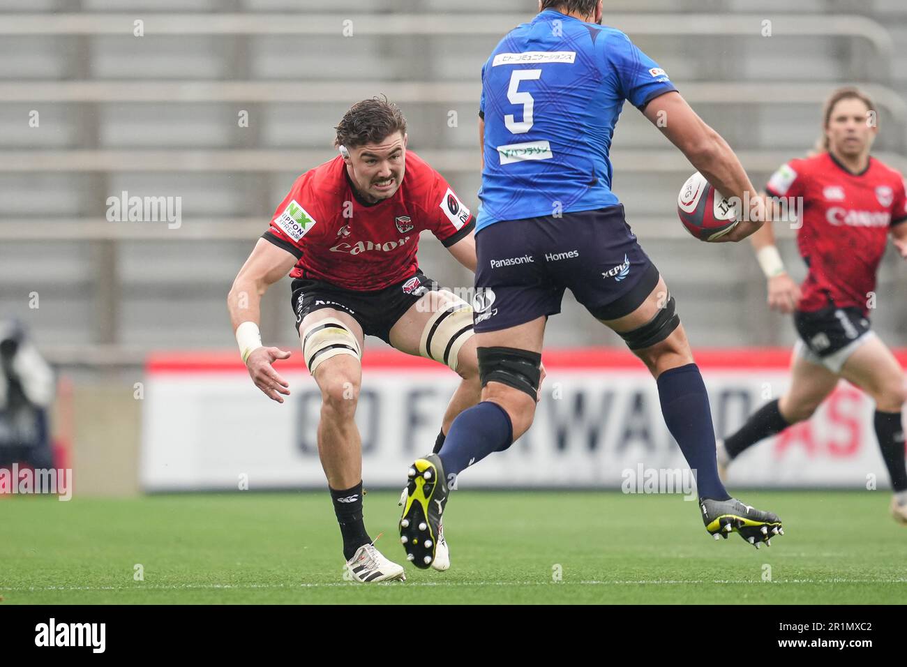 Tokyo, Giappone. 13th maggio, 2023. Douglas Max (Eagles) Rugby : 2022-23 Japan Rugby League un torneo di Play-off Semifinale tra Saitama Panasonic Wild Knights 51-20 Yokohama Canon Eagles al Prince Chichibu Memorial Stadium di Tokyo, Giappone . Credit: AFLO SPORT/Alamy Live News Foto Stock