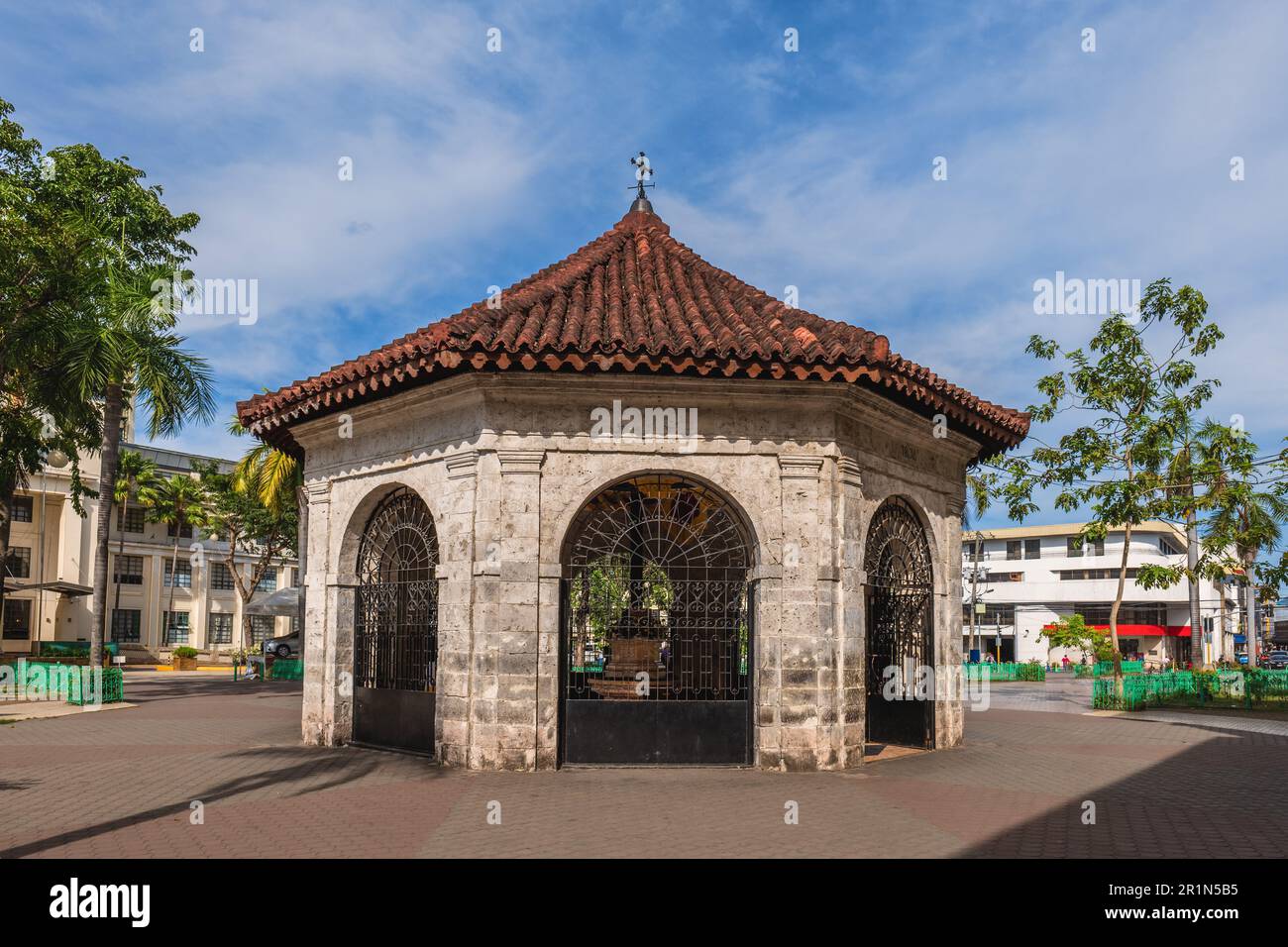 Padiglione Magellan Cross su Plaza Sugbo nella città di cebu, filippine Foto Stock