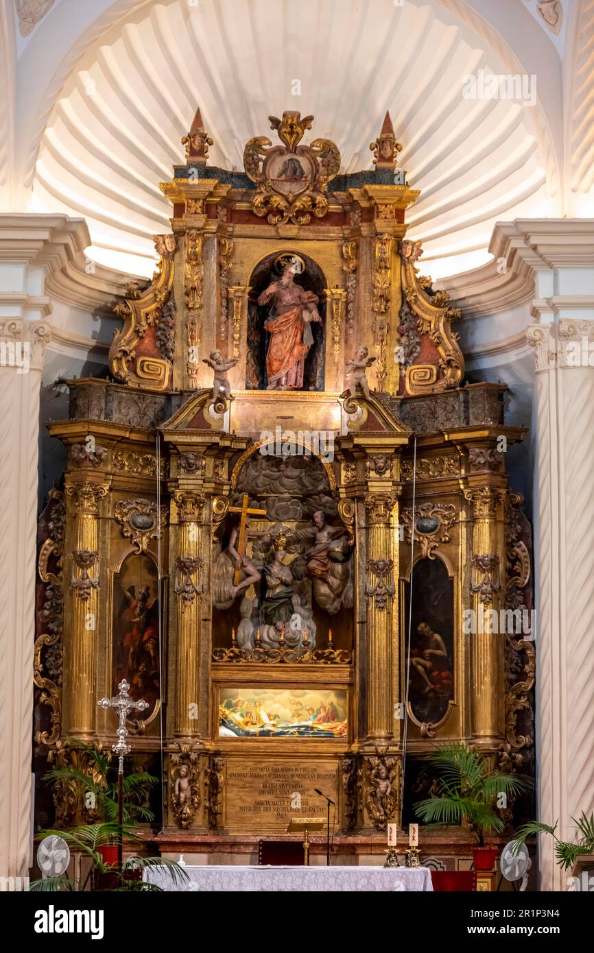 Altare, interno della chiesa Esglesia de Sant Bartomeu, Valldemossa, Maiorca, Isole Baleari, Spagna Foto Stock