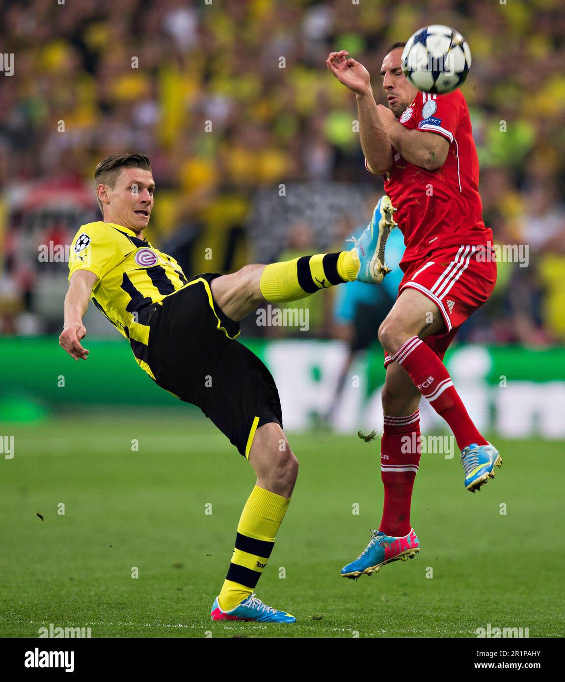 Londra, 25.05.2013, Wembley Lukasz Piszczek (BVB), Franck Ribery (Muenchen) Borussia Dortmund - FC Bayern München Champions League finale der Herren Foto Stock