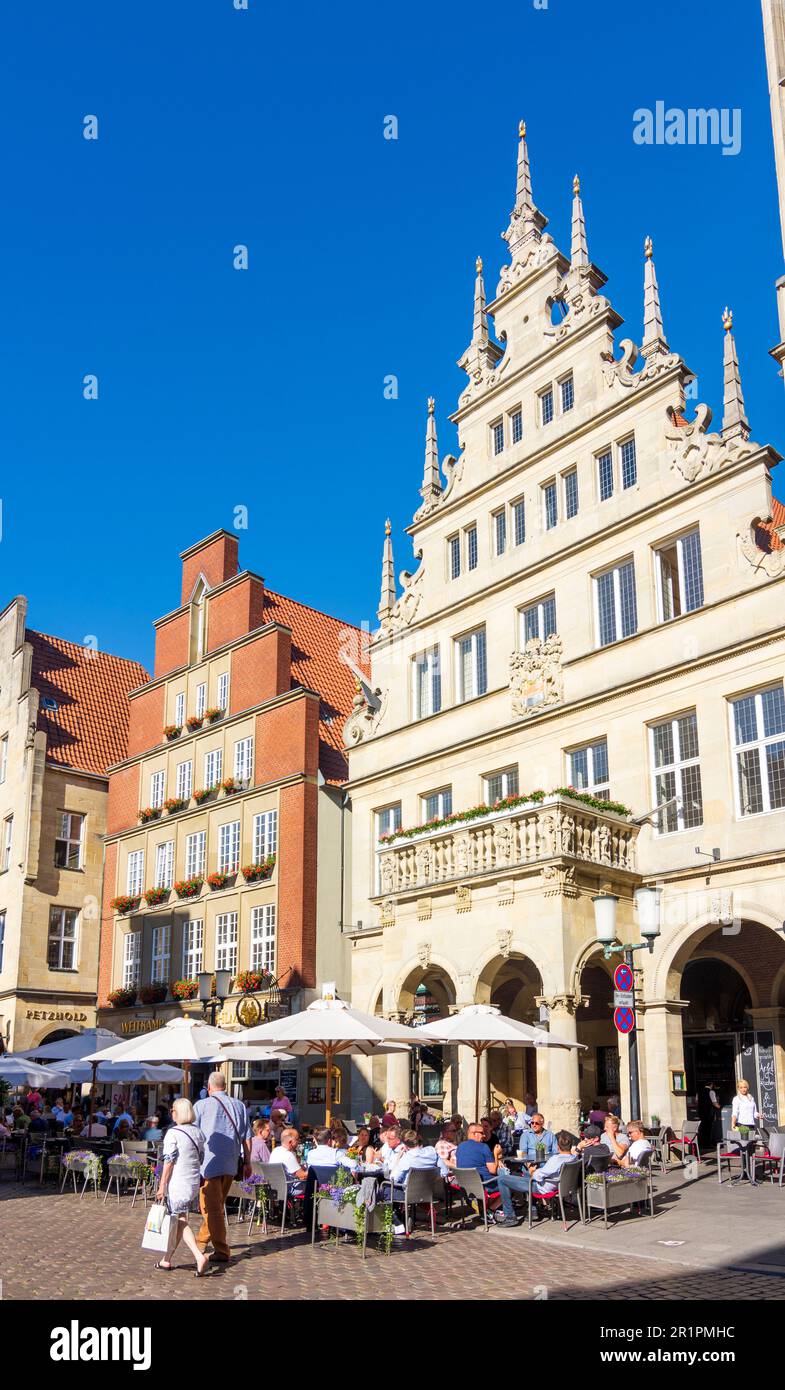 Münster, piazza Prinzipalmarkt, casa Stadtweinhaus, ristorante a Münsterland, Renania settentrionale-Vestfalia, Germania Foto Stock