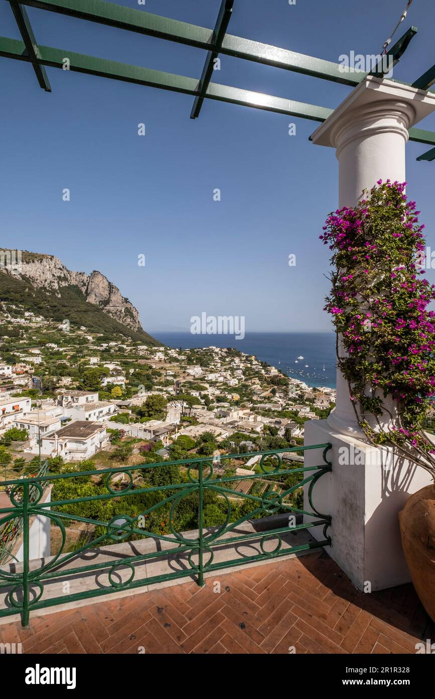 Vista dalla Piazzetta a Marina Grande, Isola di Capri, Golfo di Napoli, Campania, Italia, Europa Foto Stock