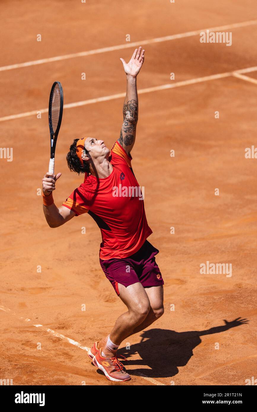 TURIM, tu - 15.05.2023: PIEMONTE OPEN ATP CHALLENGER 175 - Tennis - ATP Challenger Tour - Piemonte Open - Nerman Fatic (BIH) X Ugo Carabelli (ARG) valido per la prima fase del torneo, che si svolge al Circolo della Stampa - Sporting, a Torino-ITA, questo Lunedì (15). Nella foto Camilo Ugo Carabelli (Photo: Luca Castro/Fotoarena) Foto Stock