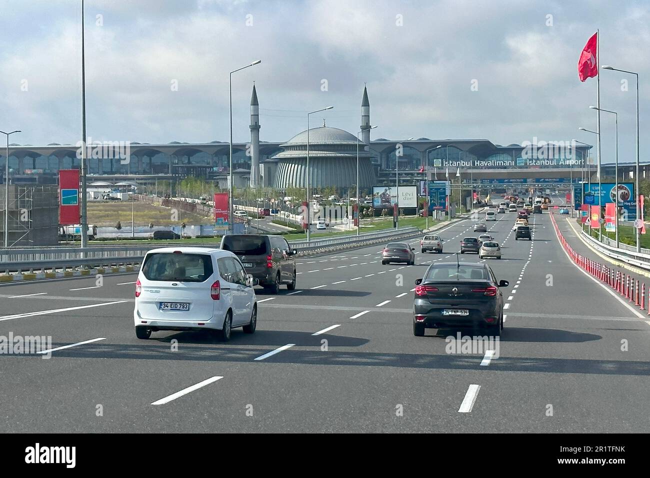 Vista esterna del nuovo aeroporto internazionale di Istanbul Foto Stock