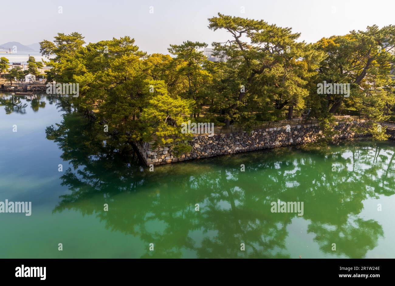 Tamamo Park, o parco del castello di Takamatsu nella città di Takamatsu, prefettura di Kagawa, Giappone Foto Stock