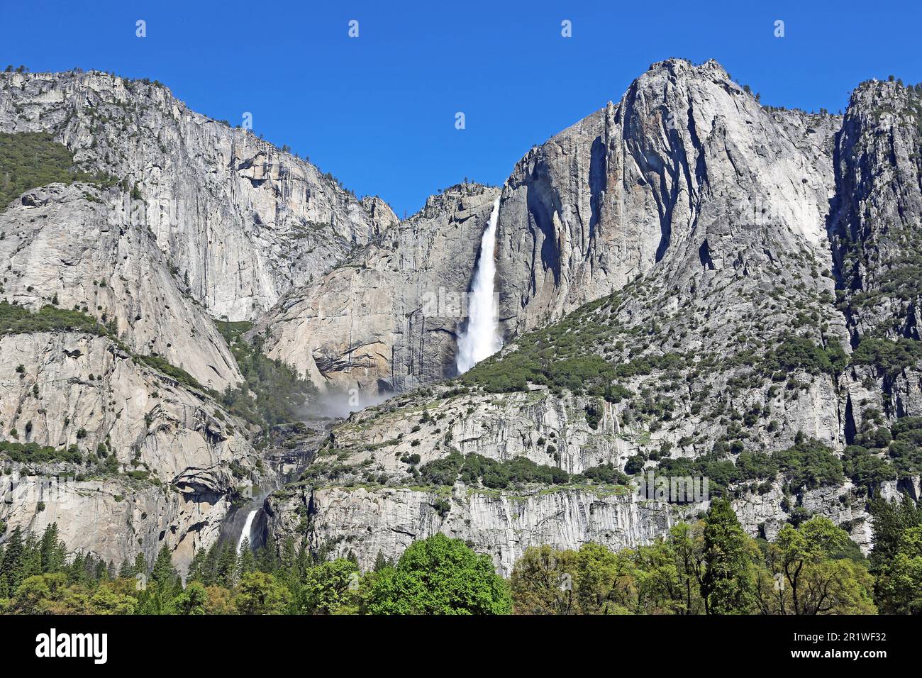 Cascate di Yosemite superiore e inferiore - Yosemite NP - California Foto Stock