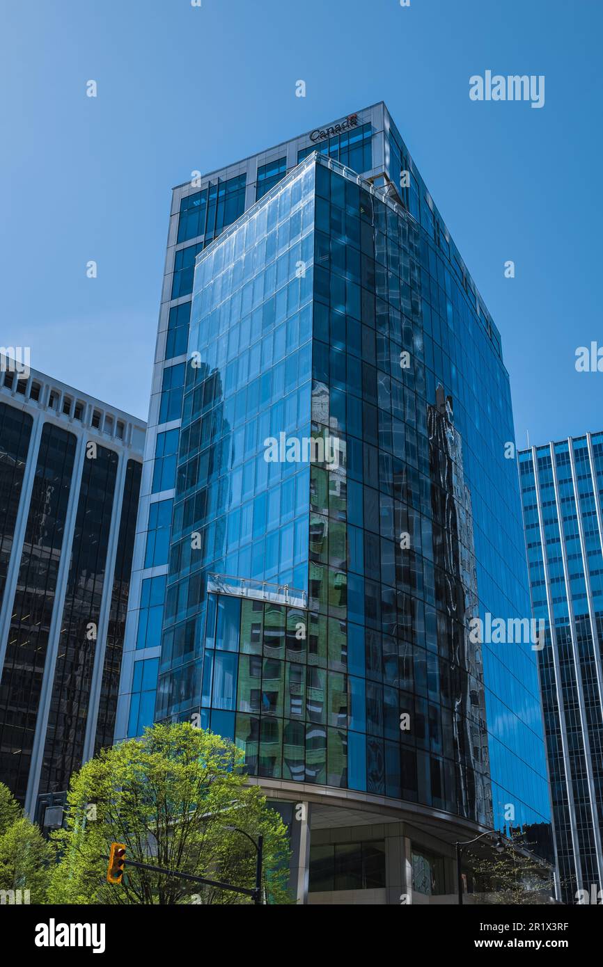 Vancouver Canada moderna vista della città di alto quartiere degli affari e degli edifici di appartamenti e uffici. Architettura astratta di una città moderna. Dis. Finanziaria Foto Stock