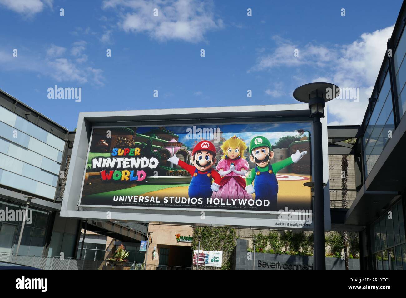 Los Angeles, California, USA 30th Marzo 2023 Super Nintendo World Universal Studios Hollywood Billboard il 30 Marzo 2023 a Los Angeles, California, USA. Foto di Barry King/Alamy Stock Photo Foto Stock