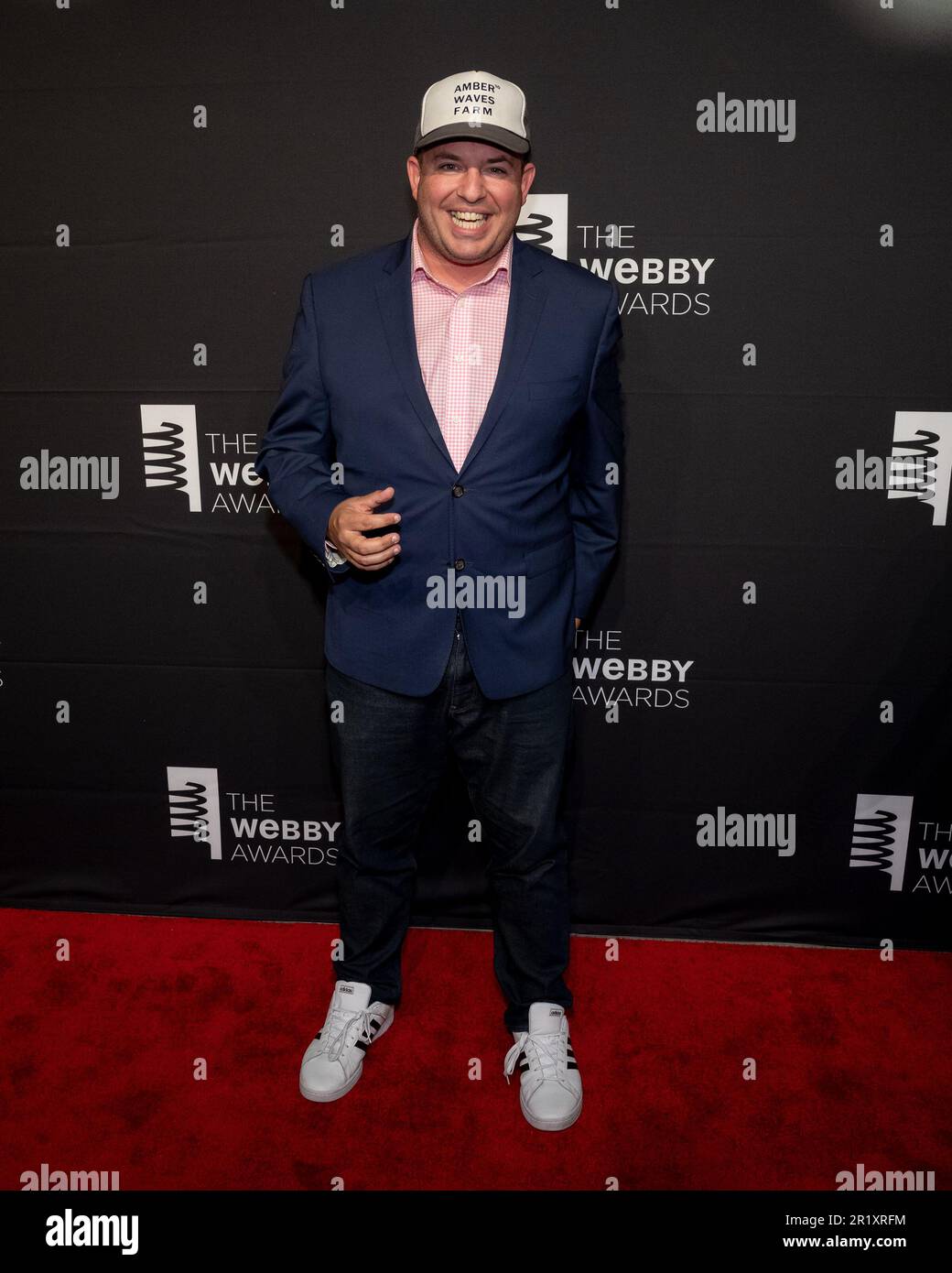 New York, Stati Uniti. 15th maggio, 2023. Brian Stelter arriva sul tappeto rosso per i 27th Annual Webby Awards a Cipriani Wall Street a New York, New York, il 15 maggio 2023. (Foto di Gabriele Holtermann/Sipa USA) Credit: Sipa USA/Alamy Live News Foto Stock