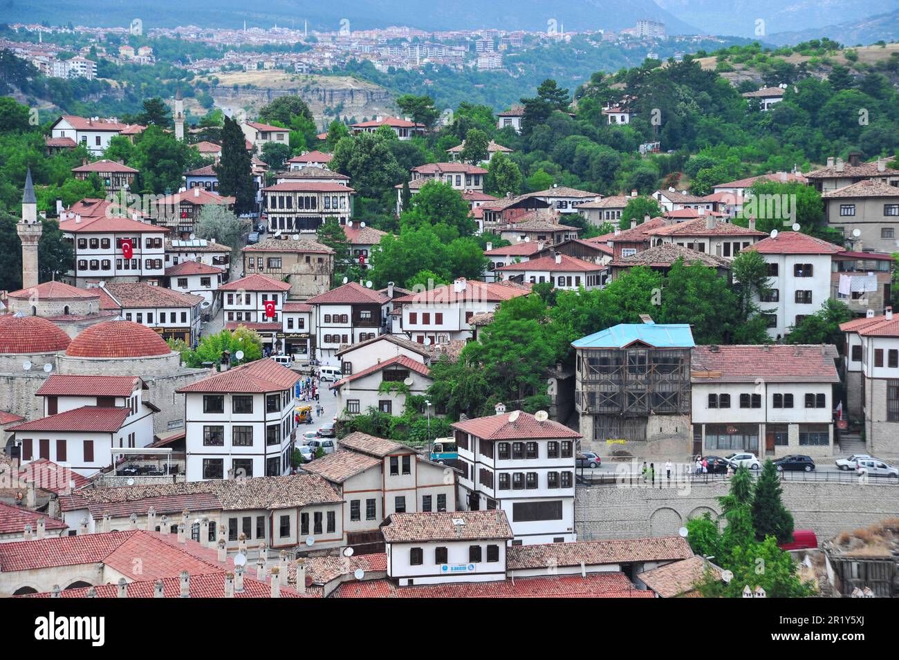 Safranbolu è un distretto della Turchia. È famosa per le sue case ottomane, è inserita nella lista del patrimonio mondiale dell'UNESCO e accoglie molti turisti. Foto Stock