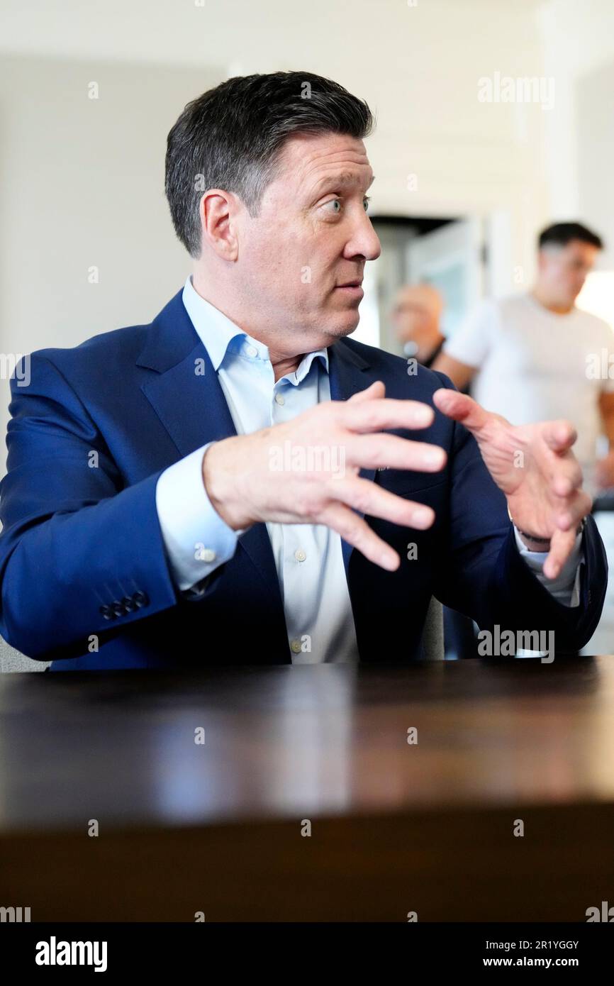 Los Angeles, California, Stati Uniti. 11th maggio, 2023. Los Angeles, CA - Maggio 16: Peter Murray, CEO di PFL alla Professional Fighters League - Firma del contratto a Beverly Wilshire, Un hotel Four Seasons il 11 maggio 2023 a Los Angeles, CA (Foto di Louis Grasse/PFL/PX Images) Credit: PX Images/Alamy Live News Foto Stock