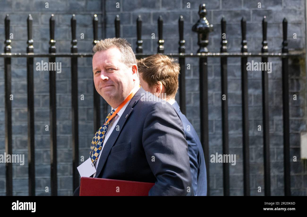 Londra, Regno Unito. 16th maggio, 2023. Food Security Conference Farm to Fork summit at 10 Downing Street, Londra UK Mark Spenser Food Minister Credit: Ian Davidson/Alamy Live News Foto Stock Londra, Regno Unito. 16th maggio, 2023. Food Security Conference Farm to Fork summit at 10 Downing Street, Londra UK Mark Spenser Food Minister Credit: Ian Davidson/Alamy Live News Foto Stock