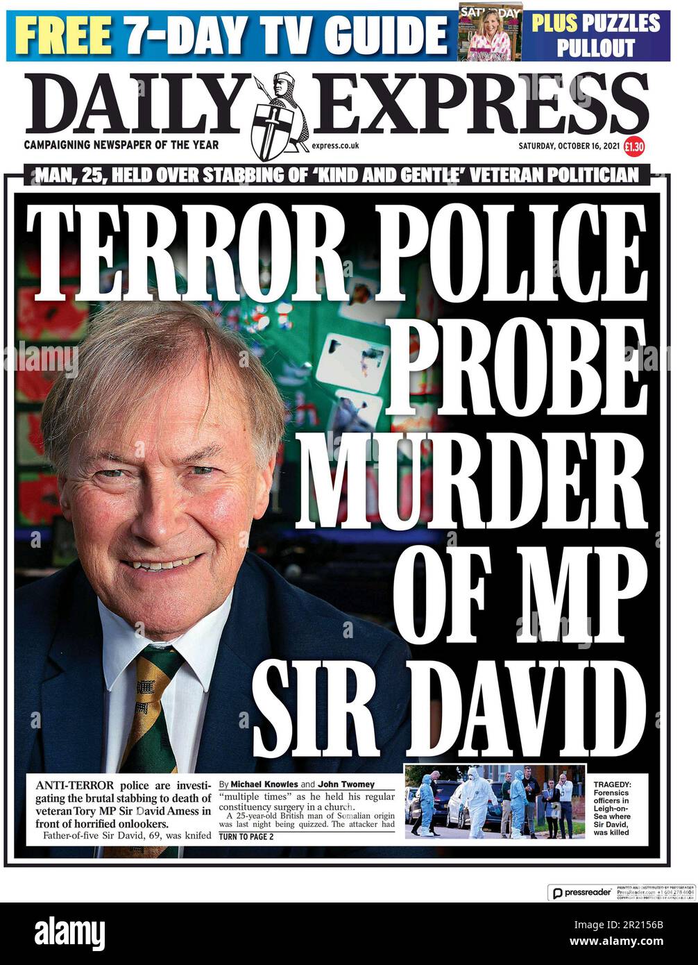 Stampa britannica sull'assassinio di Sir David Anthony Andrew Amess (1952 - 15 ottobre 2021) politico britannico che è stato membro del Parlamento (MP) per Southend West dal 1997 fino a quando è stato ucciso nel 2021. Foto Stock