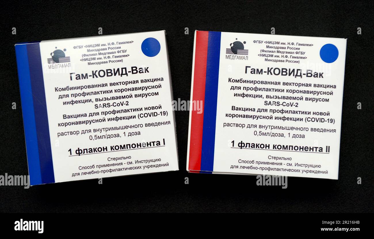 Sputnik V è un vaccino virale vettoriale per COVID-19 sviluppato dal Gamaleya Research Institute of Epidemiology and Microbiology. Registrato il 11 agosto 2020 dal Ministero della Salute Russo come Gam-COVID-Vac Sputnik V è un vaccino adenovirus virale vettore. SARS-COV2, 2019-nCoV o COVID-19 è un virus contagioso che causa infezione respiratoria. Foto Stock