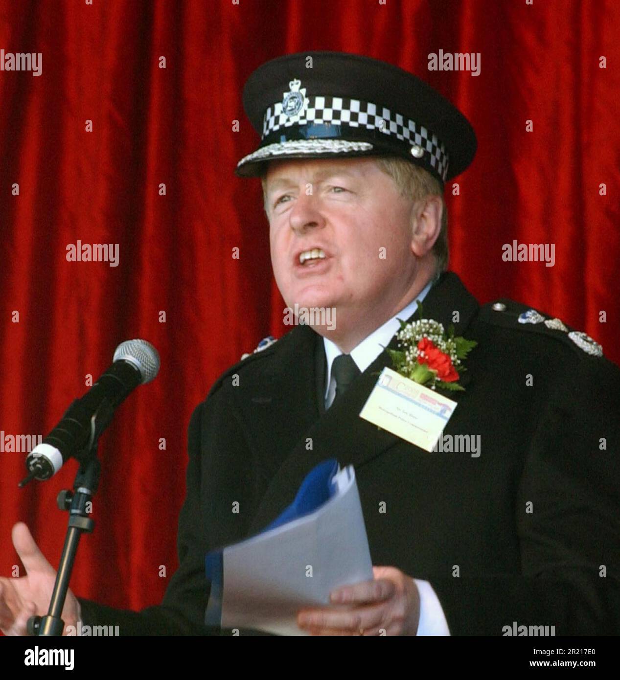 Il commissario metropolitano della polizia Sir Ian Blair alle celebrazioni del Capodanno cinese a Londra Foto Stock