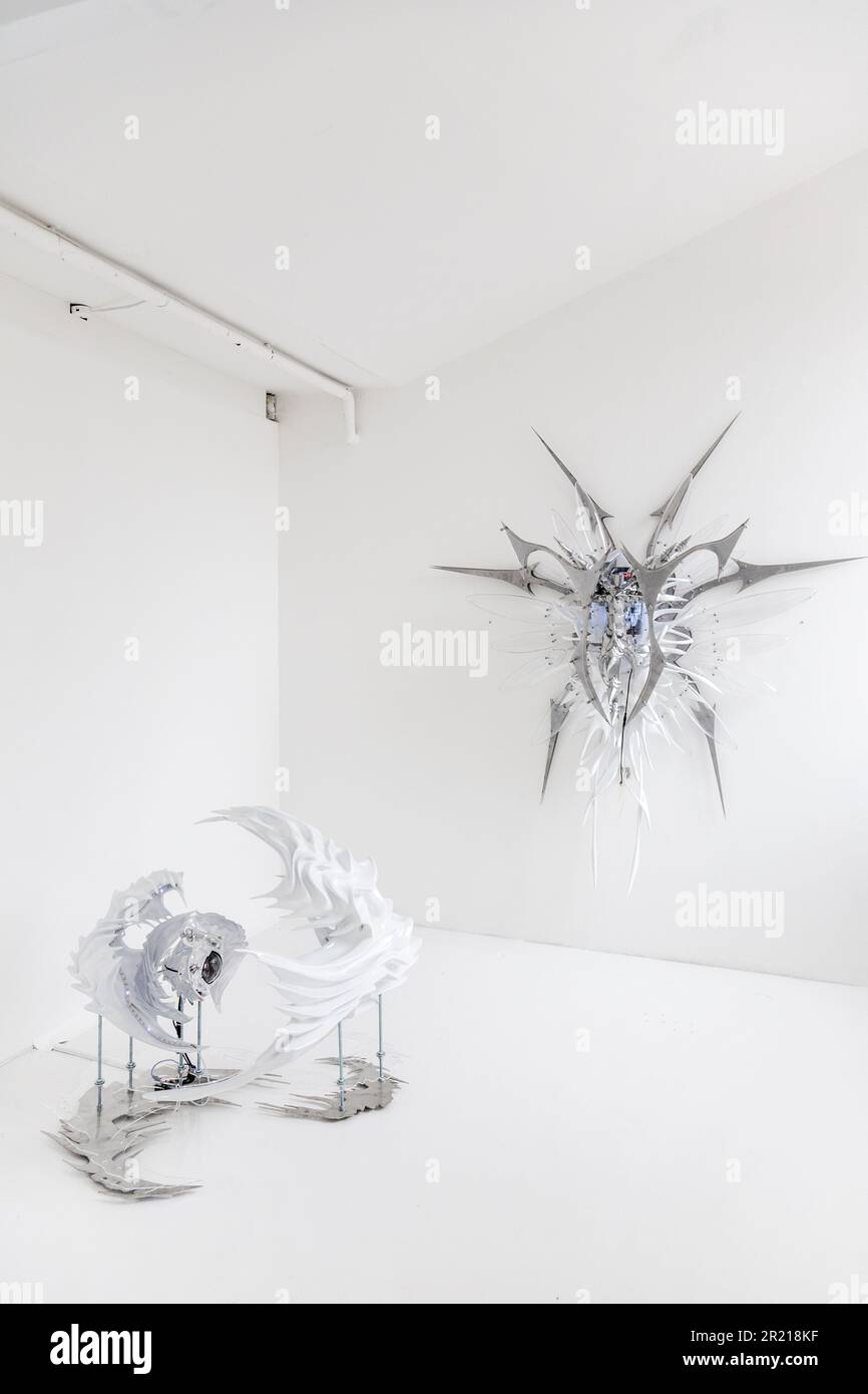 Laser-cut e 3D sculture stampate su inviti: 00 mostra Zhang alla Zabludowicz Collection, Londra, Inghilterra, Regno Unito Foto Stock