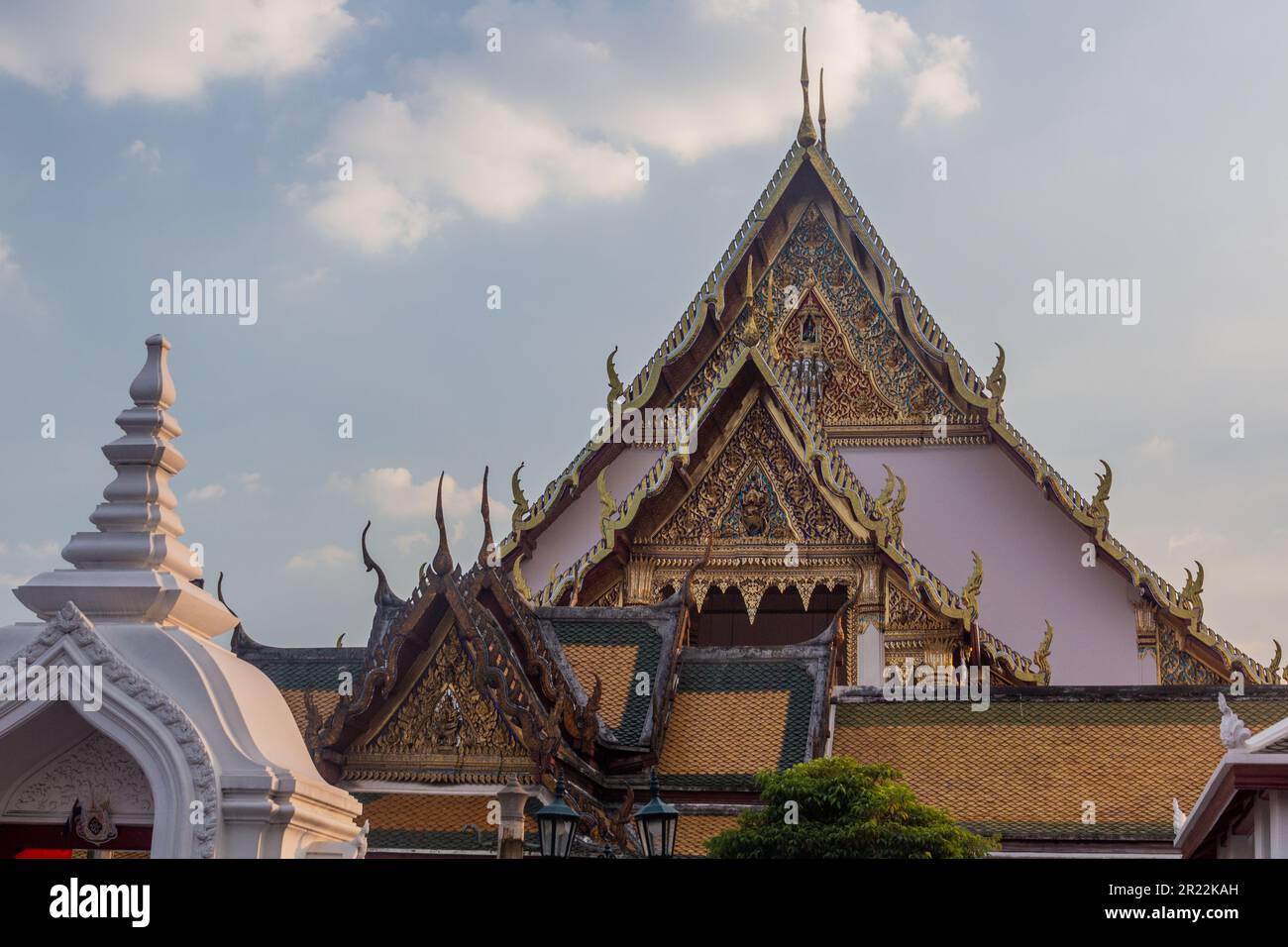 Wat Suthat Thepwararam tempio a Bangkok, Thailandia Foto Stock