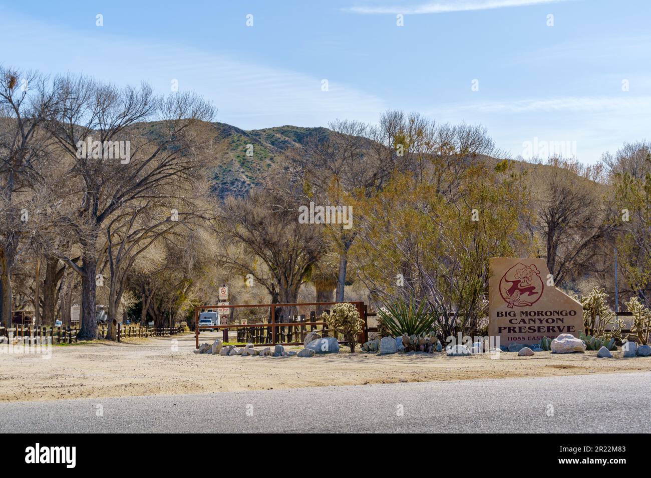 Morongo Valley, California - 4 2023 febbraio: Ingresso e cartello presso la riserva del Big Morongo Canyon Preserve Foto Stock