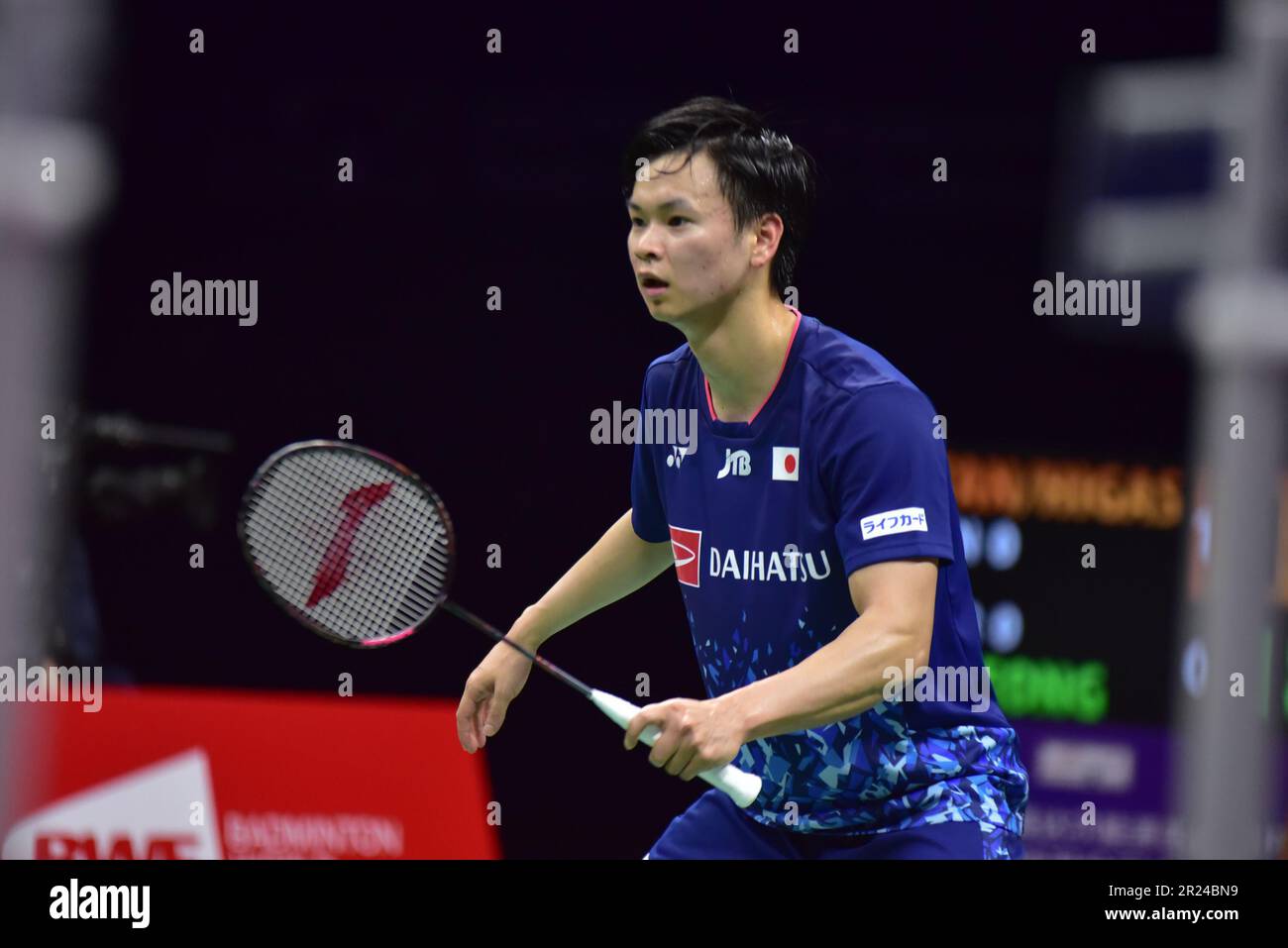 SUZHOU, CINA - 17 MAGGIO 2023 - IL Giappone DI WATANABE YUTA e HIGASHINO ARISA gareggiano nelle finali di TotalEnergies BWF SUDIRMAN CUP 2023 tra il Giappone e il Giappone Foto Stock