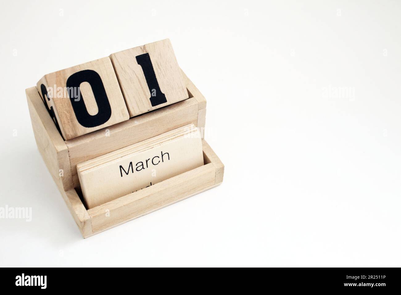 Calendario perpetuo in legno che mostra il 1st marzo Foto Stock