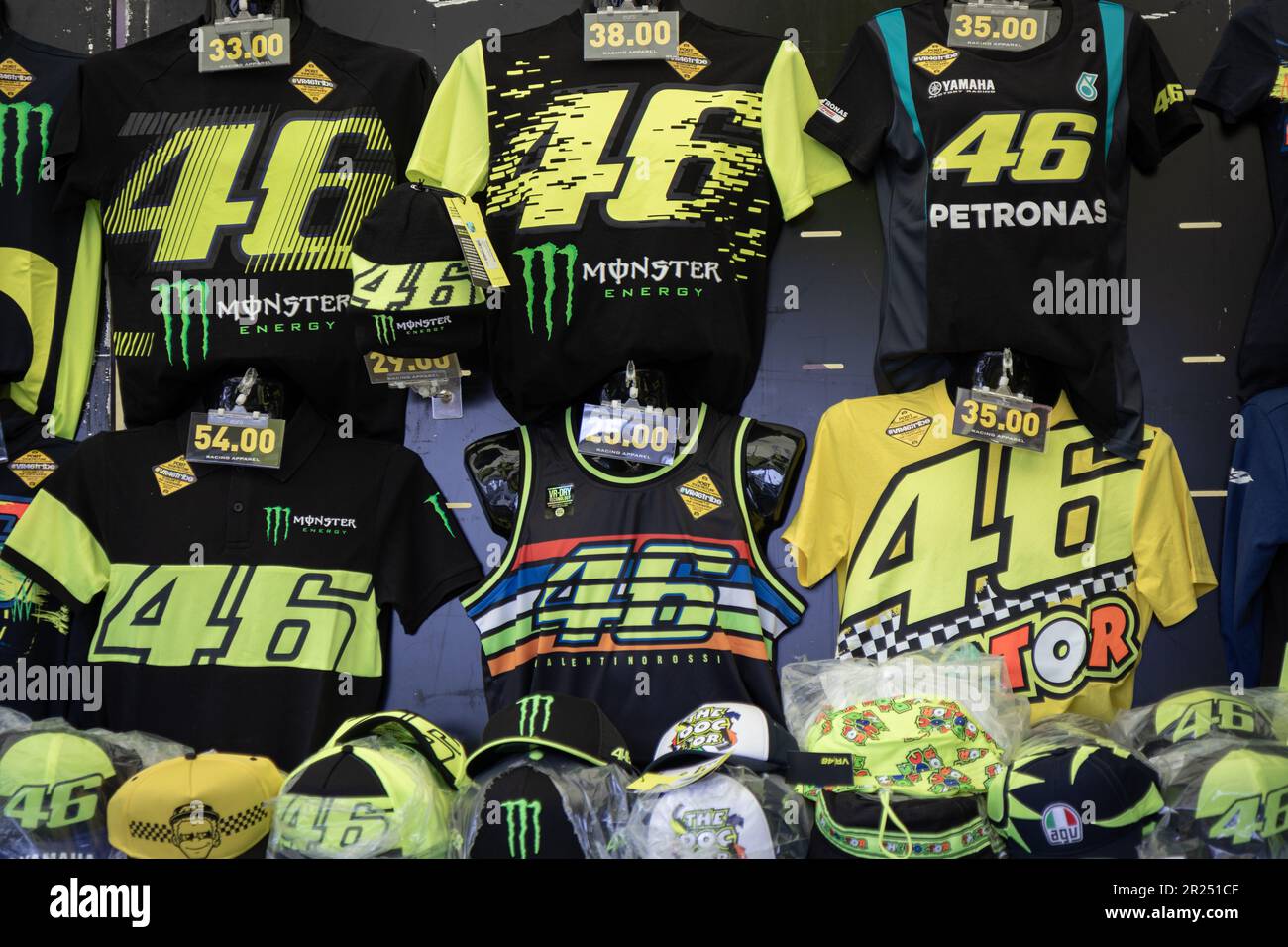 MONTMELLO, SPAGNA-4 GIUGNO 2021: Valentino Rossi (il Dottore) #46 MotoGP Championship Merchandising Foto Stock