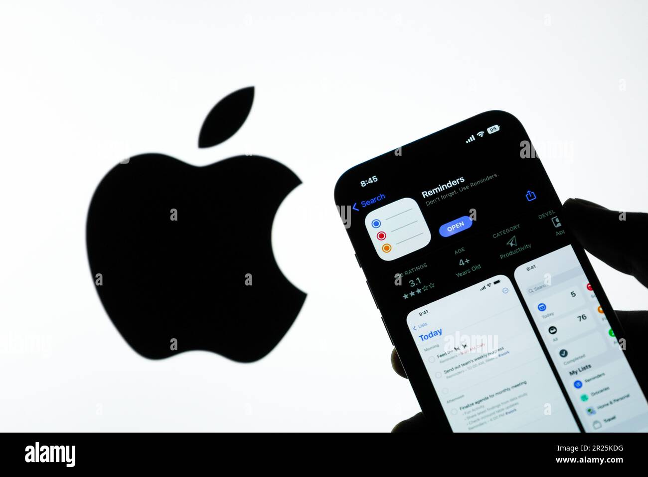 Assam, india - 30 Marzo 2021 : il logo Apple Reminders sull'immagine stock dello schermo del telefono. Foto Stock