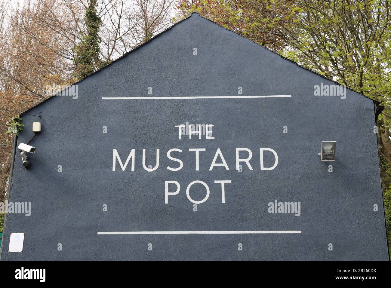 Chapel Allerton, uno dei sobborghi più belli di Leeds, con edifici caratteristici e un fantastico spirito di comunità, West Yorkshire, Regno Unito Foto Stock