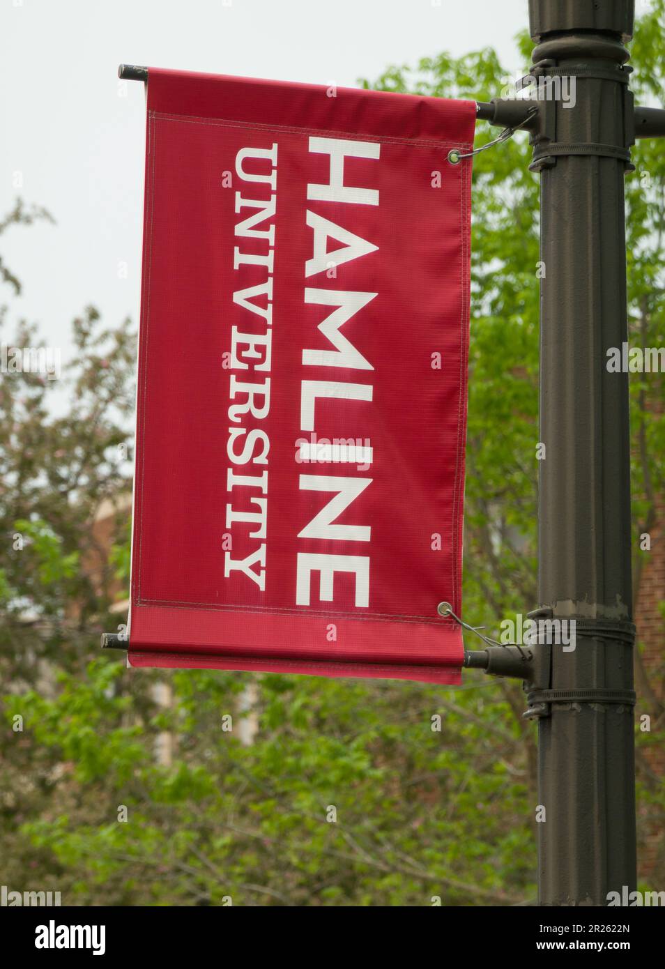 ST. PAUL, MN, USA - 16 MAGGIO 2023: Banner campus alla Hamline University. Foto Stock