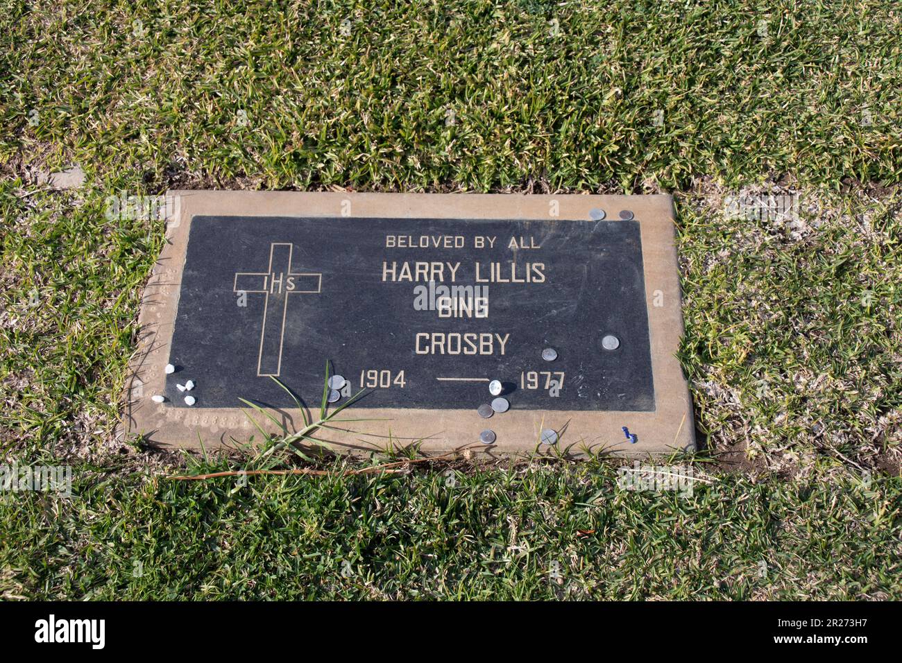 Tomba di Bing Crosby al cimitero cattolico di Holy Cross, Culver City, Los Angeles, California Foto Stock