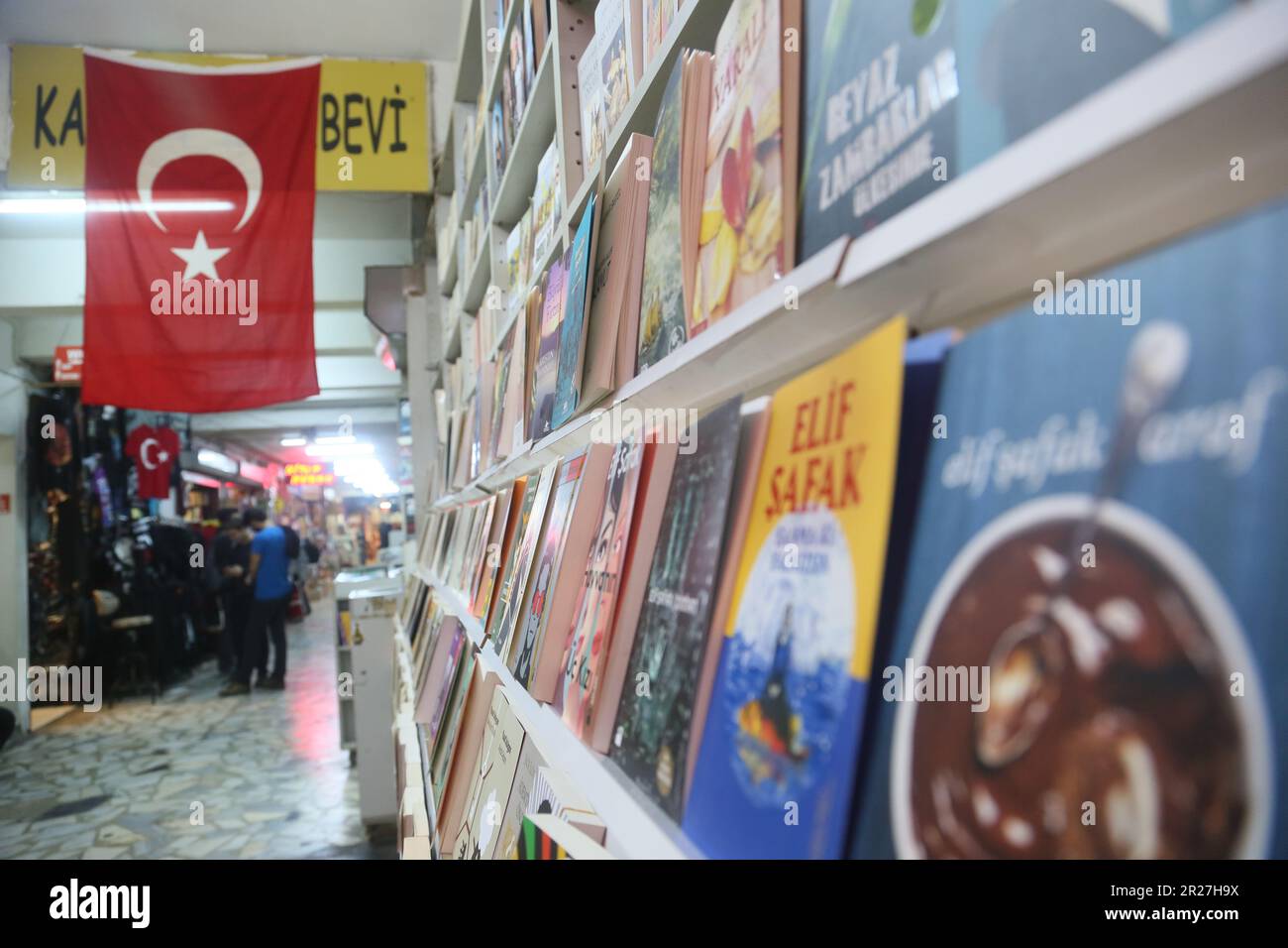 Tradizionale mercato delle librerie Kadikoy a Istanbul, Turchia. Foto Stock
