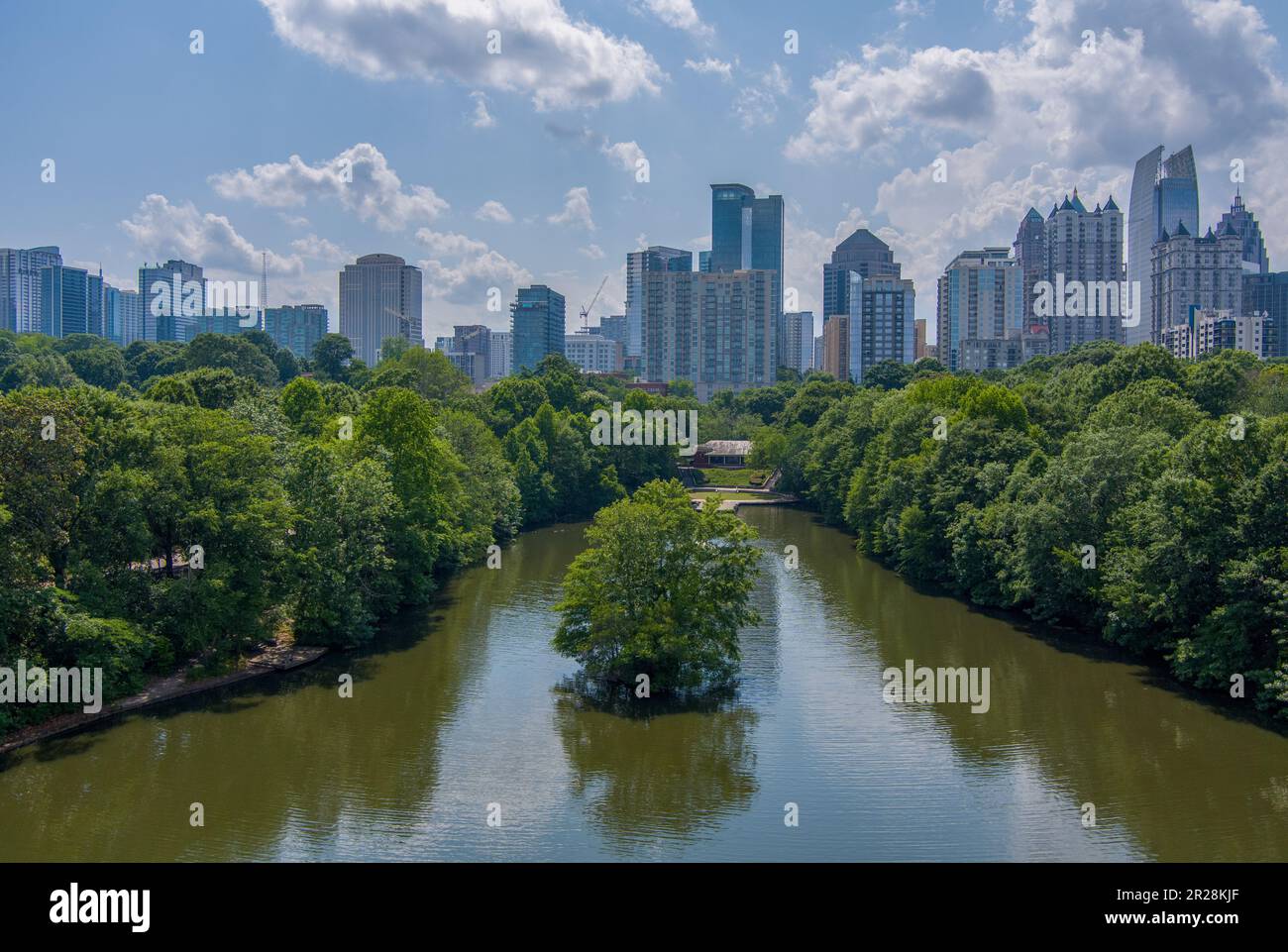 Lo skyline del centro di Atlanta dal Piedmont Park Foto Stock