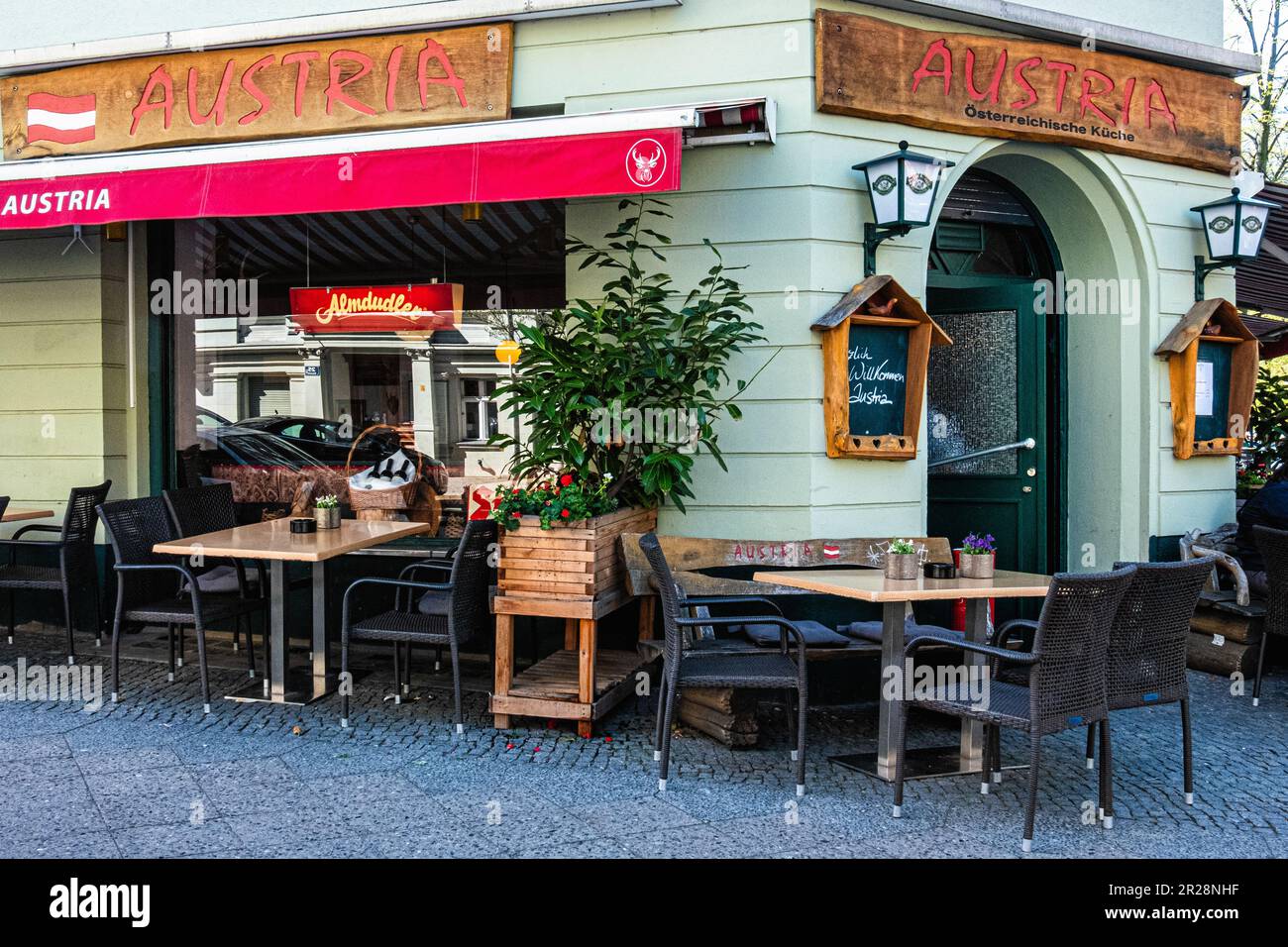 Il Restaurant Austria, Das Original serve piatti della cucina austriaca, Bergmannstraße 30, Kreuzberg, Berlino Foto Stock