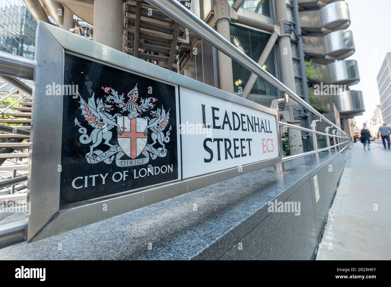 Londra - Maggio 2023: Leadenhall Street EC3, strada storica nella City of London Foto Stock