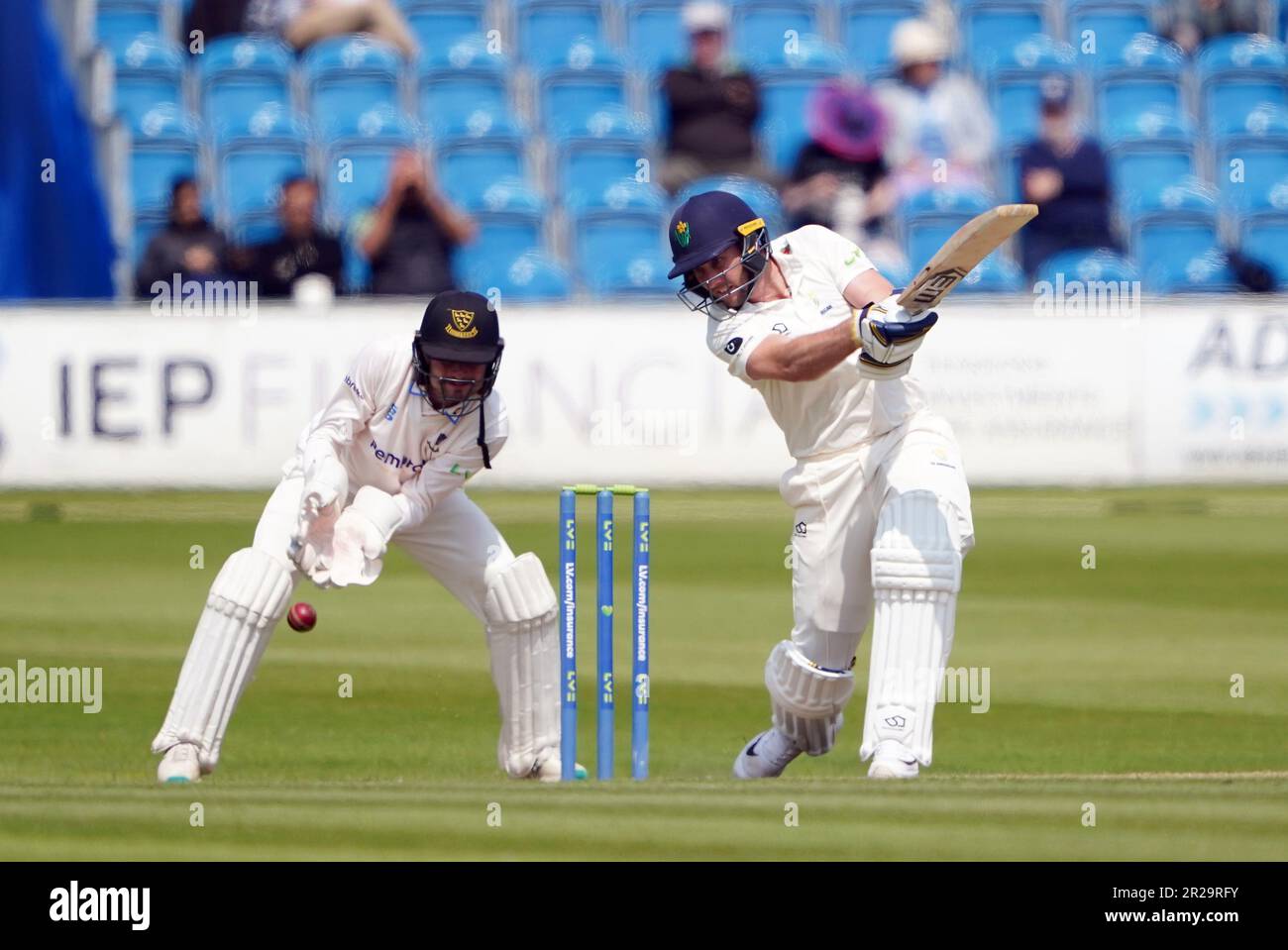 Chris Cooke di Glamorgan battendo il primo giorno della partita LV= Insurance County Championship al Central County Ground 1st, Hove. Data immagine: Giovedì 18 maggio 2023. Foto Stock
